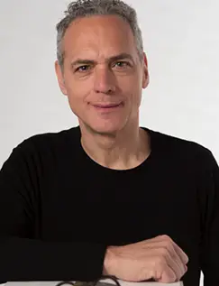 Portrait of Prof. Dr. Steffen Lehmann